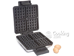 Chrome Belgian Waffle Maker (4-slice)